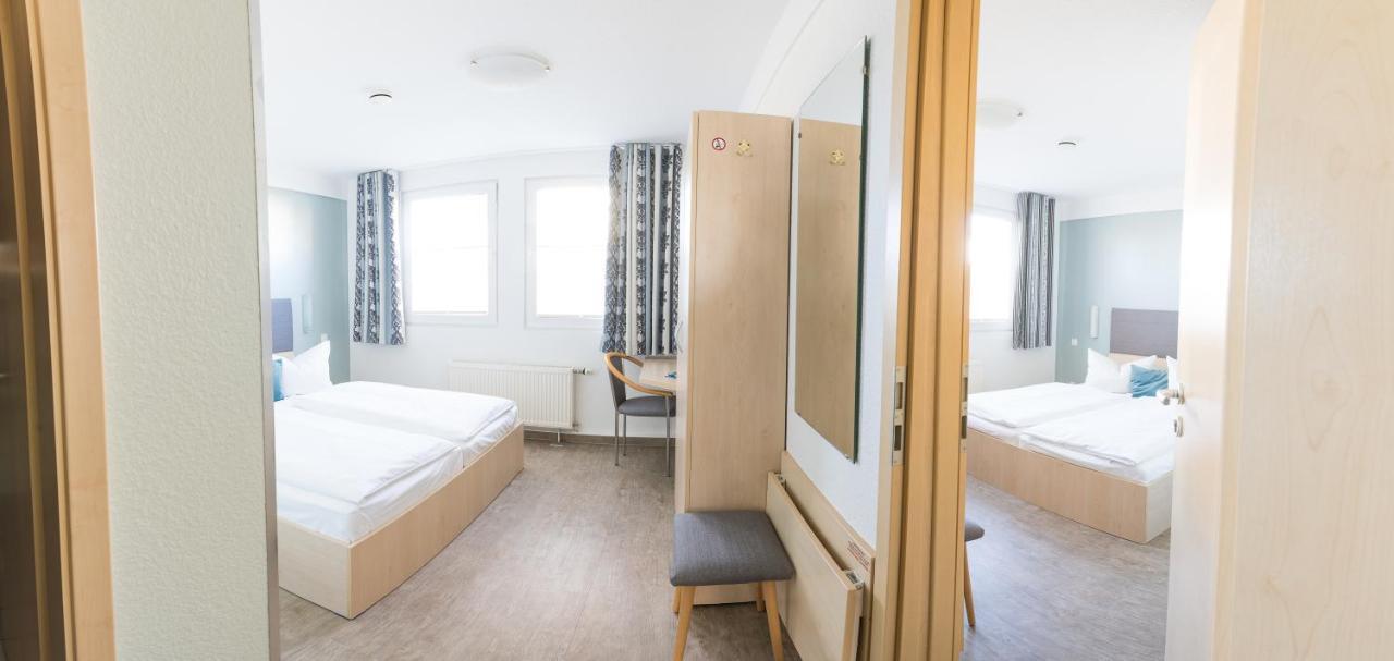 Rosen-Hotel Sangerhausen Esterno foto