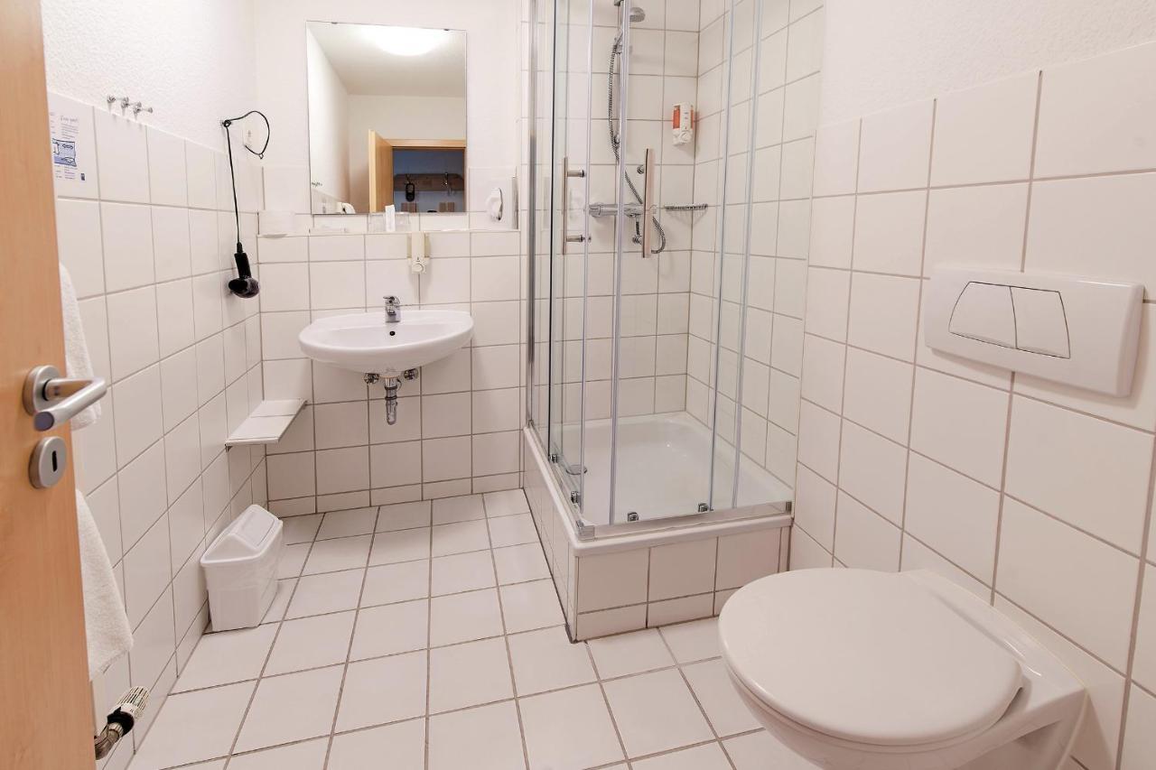 Rosen-Hotel Sangerhausen Esterno foto