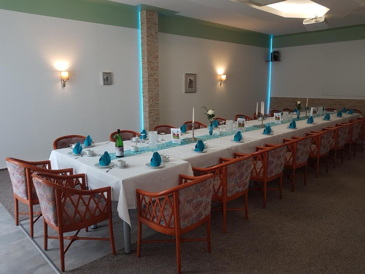 Rosen-Hotel Sangerhausen Esterno foto