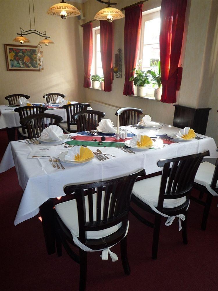 Rosen-Hotel Sangerhausen Esterno foto